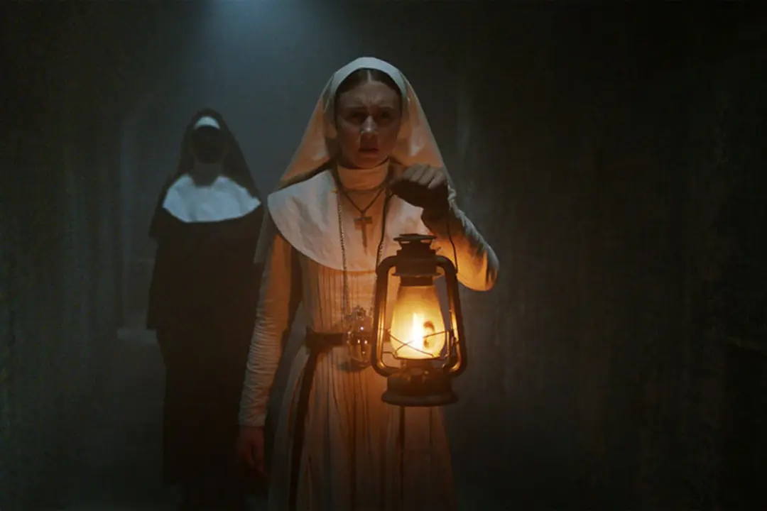 بررسی و تحلیل کامل فیلم The Nun (راهبه) — ترس، ایمان و تاریکی در دنیای کانجورینگ 4 2018 11 ea23f8ef 88af 4fb3 8fb3 2889021d788e 67c460fac1067c5ba764f582